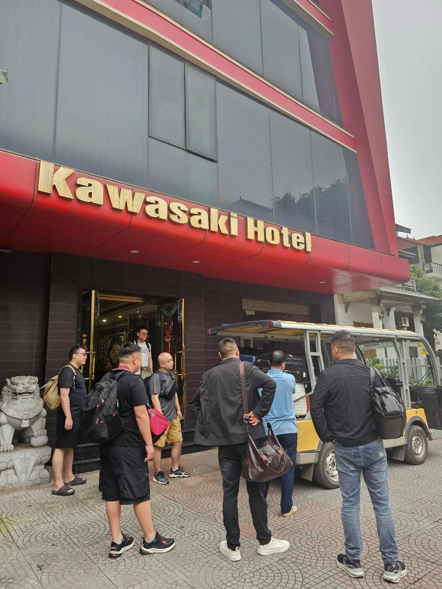 Kawasaki Noi Bai Airport Hotel Exterior foto